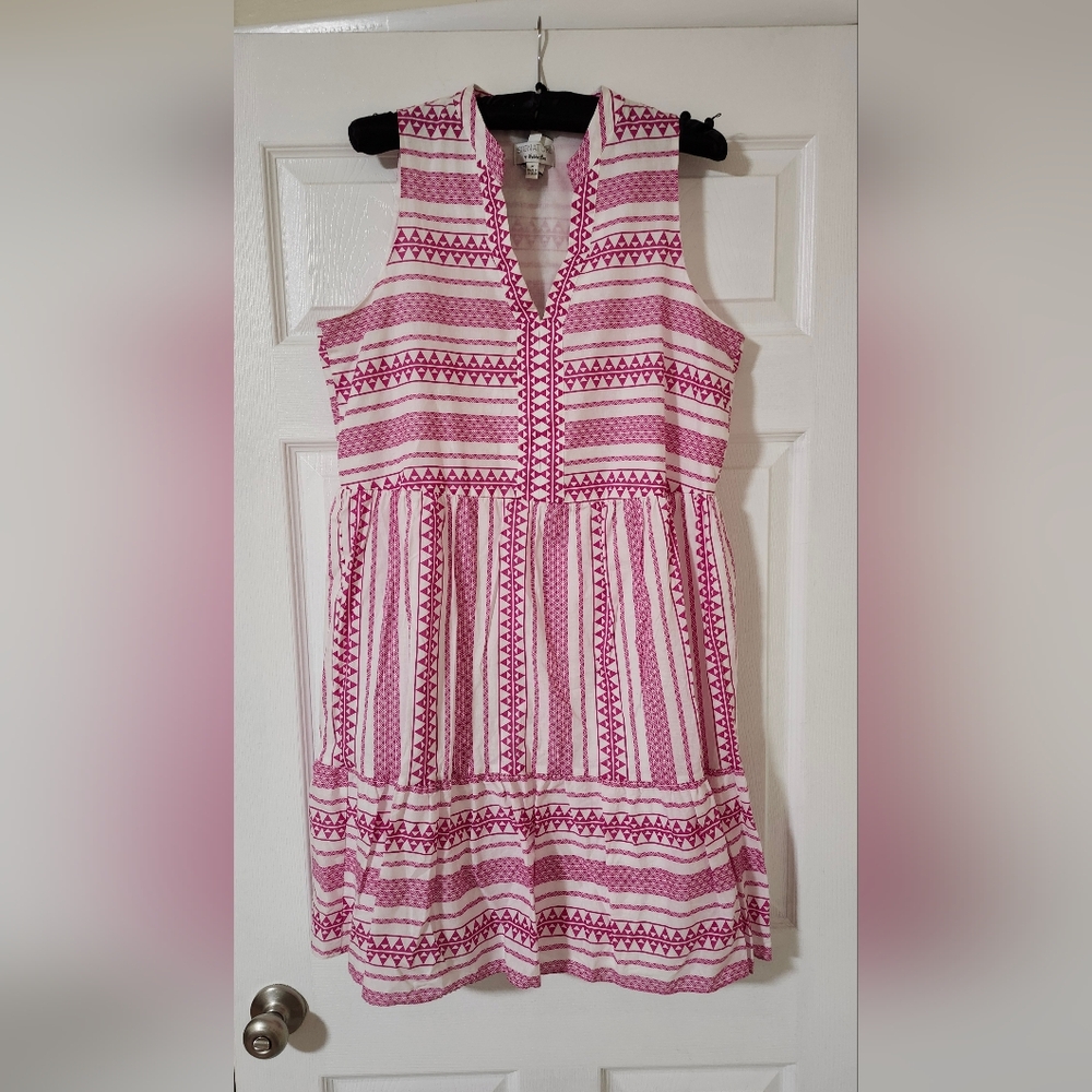 Robbie Bee Pink and White Dress with Elegant Design